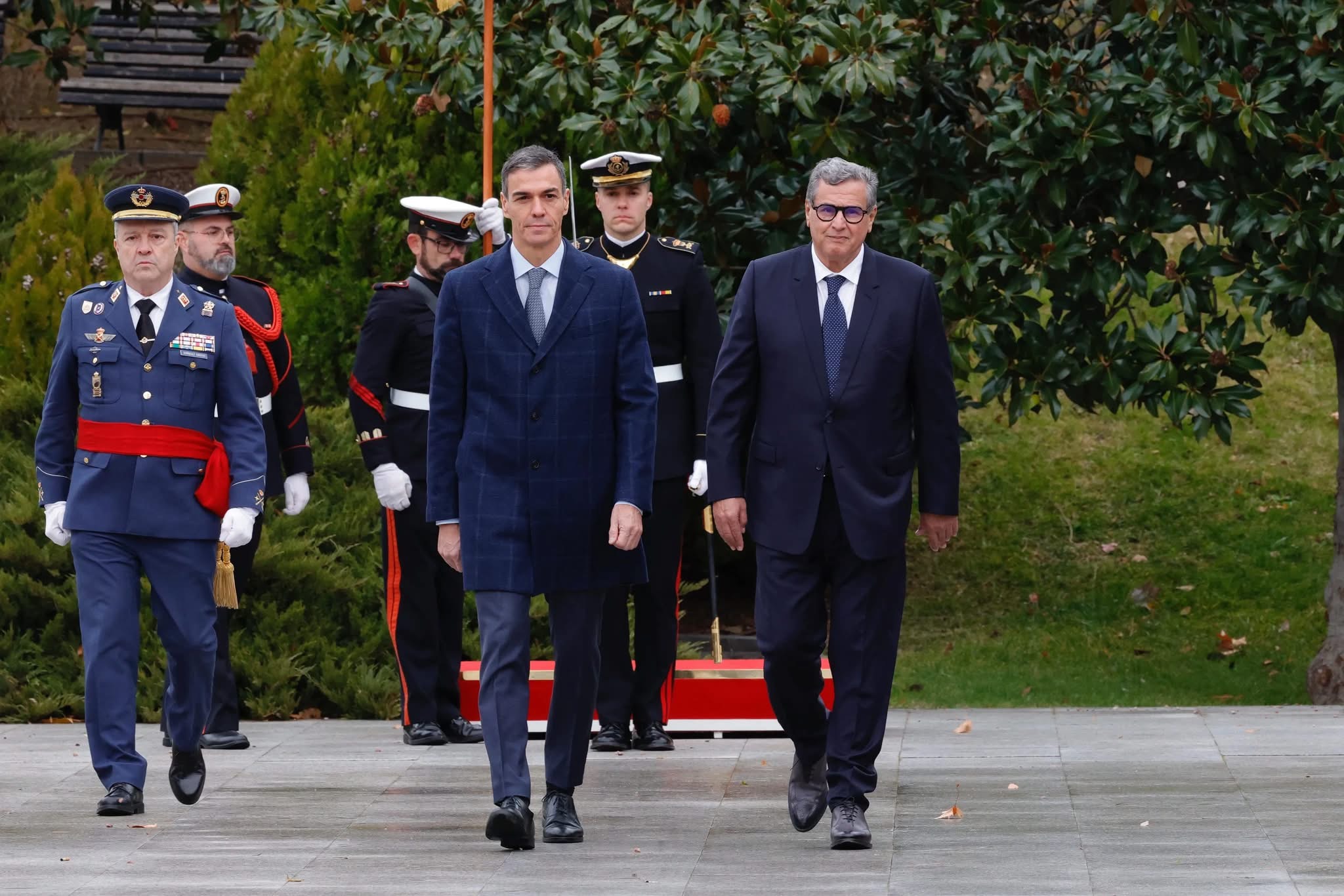 أخنوش يعزي رئيس الحكومة الإسبانية إثر حوادث القطارات