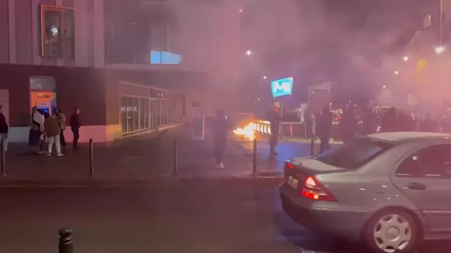 احتفالات تأهل المغرب تتحول لأعمال شغب في بروكسل احتفالات تأهل المغرب تتحول لأعمال شغب في بروكسل