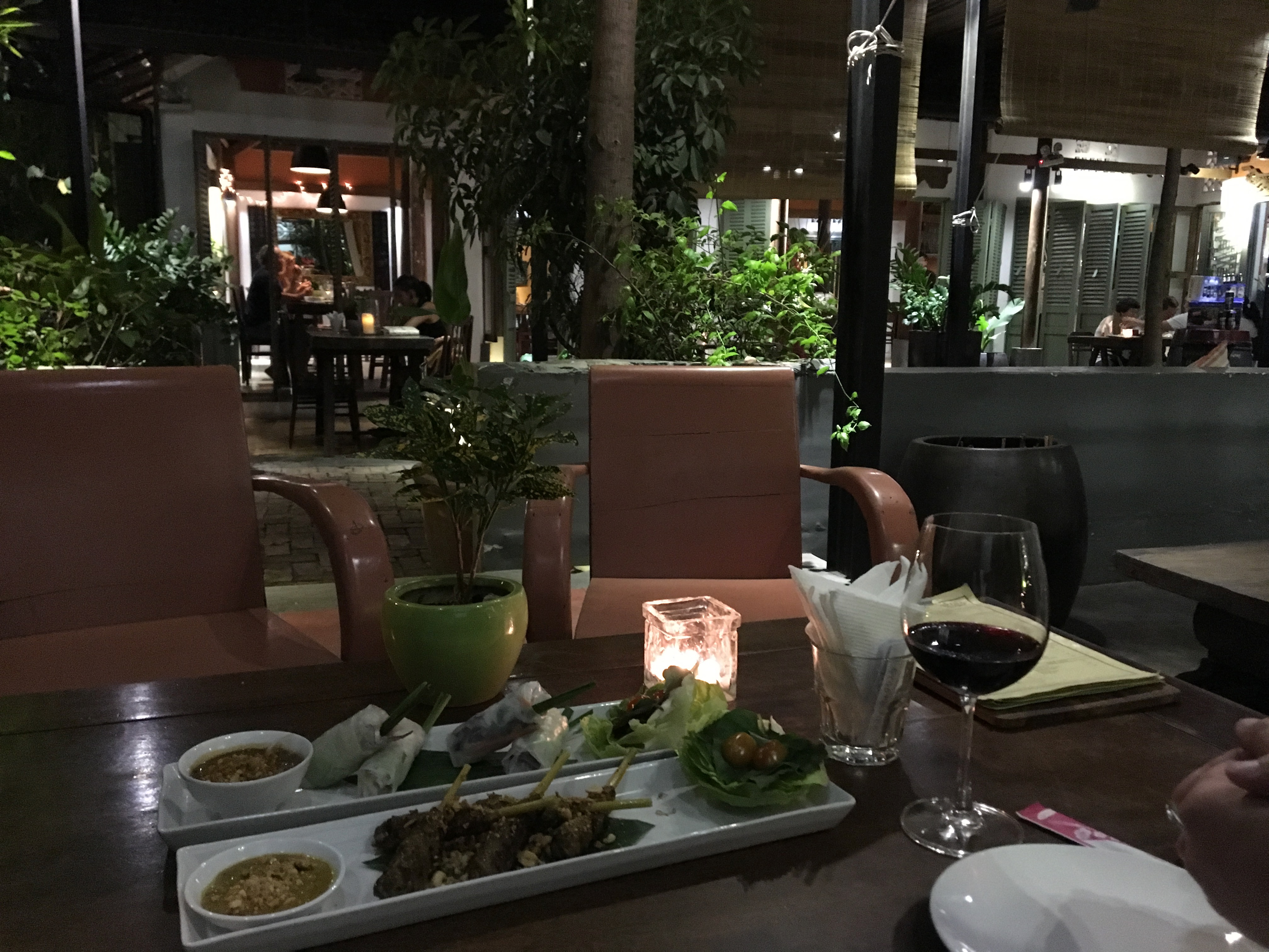 An Cafe lounge food