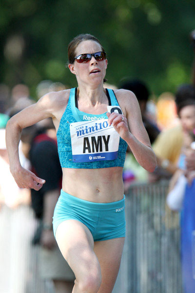 Amy Rudolph Competes in NYRR New York Mini 10K