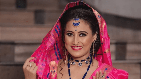 মুনমী ফুকনৰ নতুন ডেন্স কভাৰঃ 1