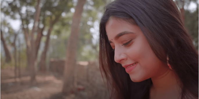 নিজ সুৰেৰে সুন্দৰকৈ সঁজোৱা দীপলিনা ডেকাৰ নতুন গীত "নিগাজী"- 1