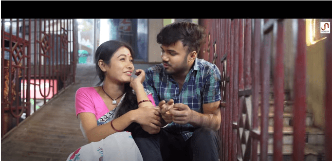 পোৱা-নোপোৱাৰ উৰ্দ্ধত সৰু সৰু সুখানুভূতিৰে "প্ৰেমৰ সুবাস"- 1
