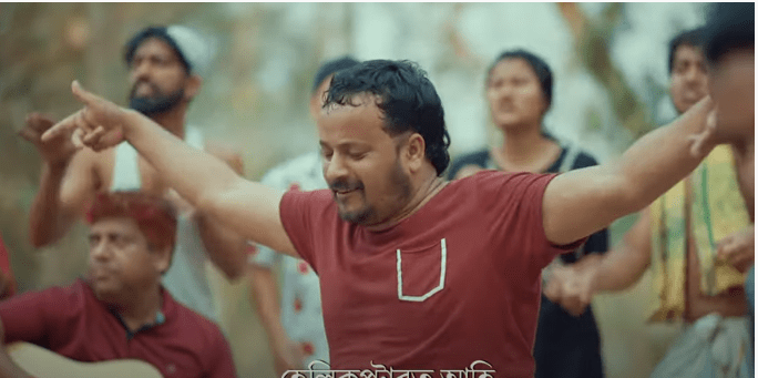 হিমাংশু প্ৰসাদ দাসৰ থিয়েটাৰী চং "ঘণ্টা" ক লৈ জনসাধাৰণৰ উৎসাহঃ 1