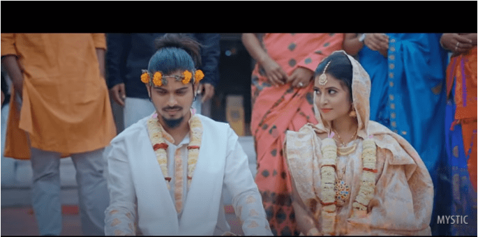 "মধুলগন" ৰ বৰ্ষপূৰ্তি আৰু ত্ৰিশ লাখ ভিউৱাৰচঃ 1