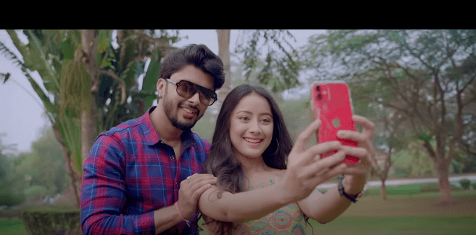 অনুৰাগ শইকীয়া আৰু ৰুৱাডৰ নতুন গীত "তুমি আৰু মই" ৰ কাষ চাপিছে সমাদৰঃ 1