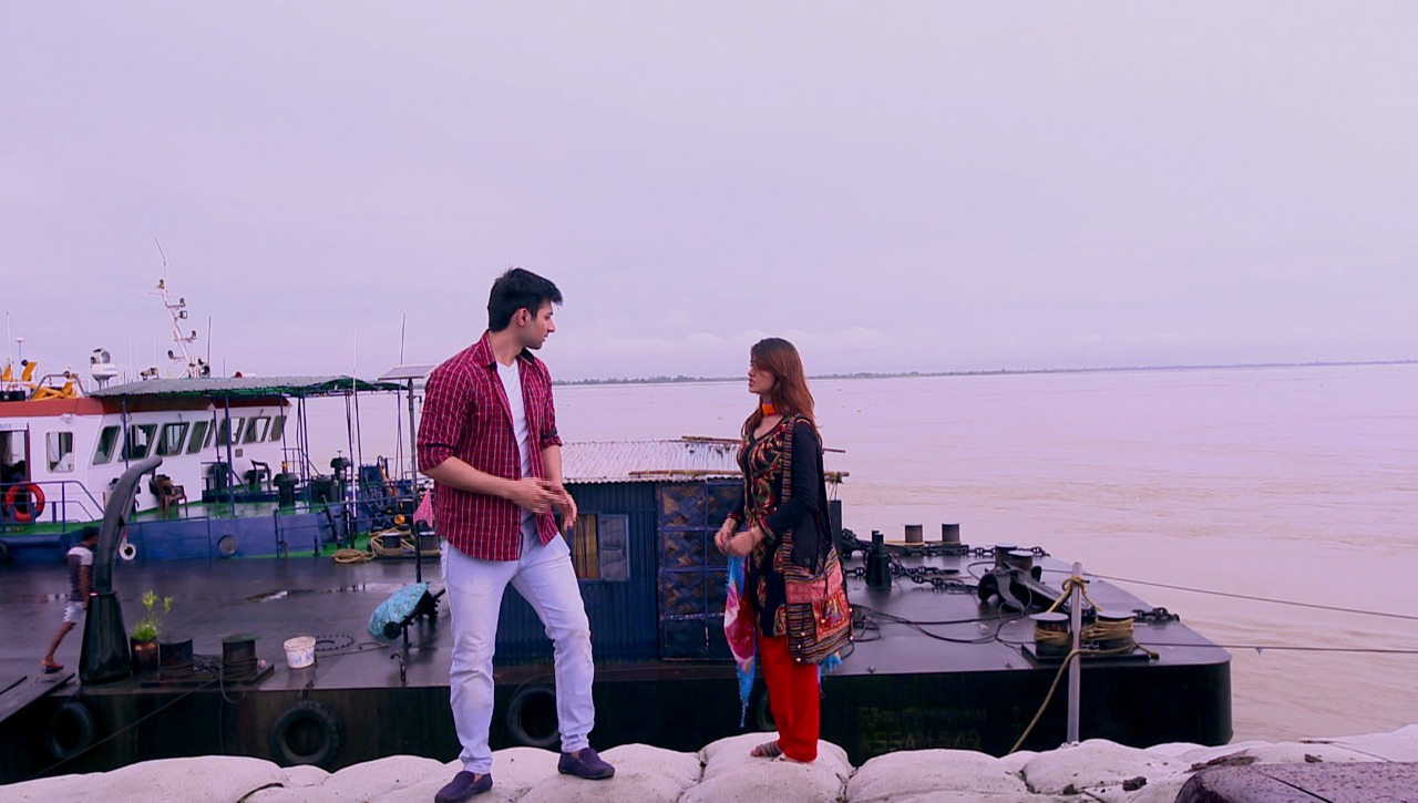 এক্সক্লুচিভঃ'শ্বোলে' ৰ পৰিচালক ৰমেশ সিপ্পিয়ে অসমৰ পৃষ্ঠভূমিত নিৰ্মাণ কৰিছে ধাৰাবাহিকঃ 1