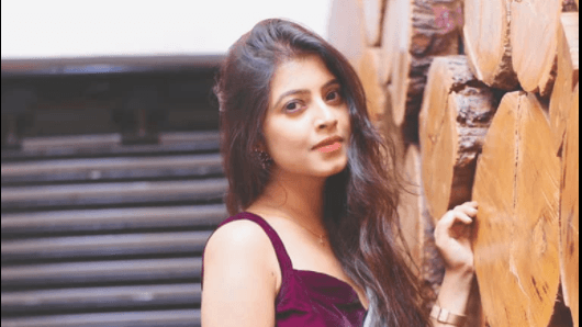 দীপলিনা ডেকাৰ নতুন গীত 'আলসুৱা',উৎকণ্ঠিত শ্ৰোতা-দৰ্শক 1