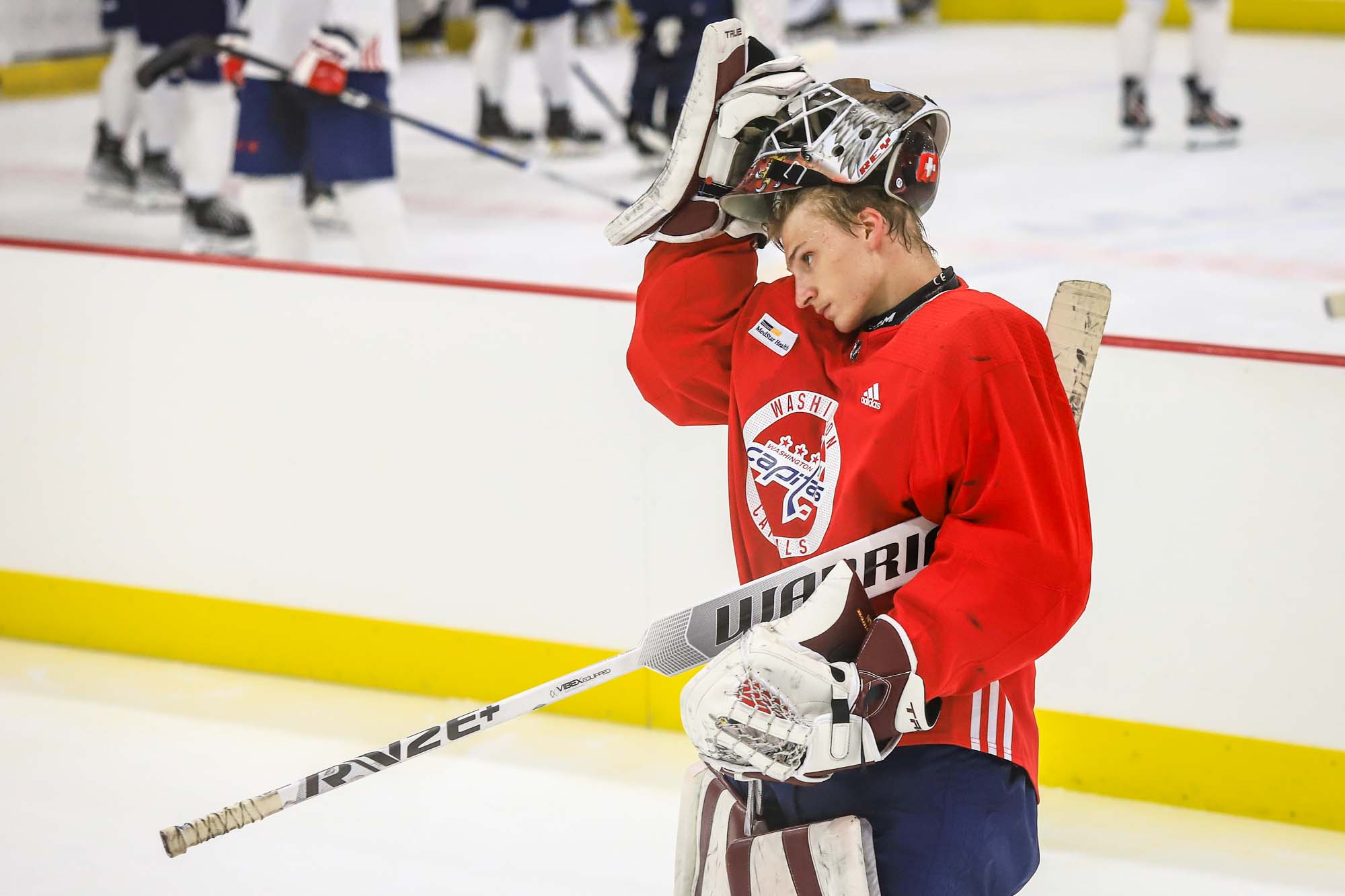 Capitals prospect Antoine Keller named France's top player after making 47 saves in 4-3 overtime loss to Finland at World Championship