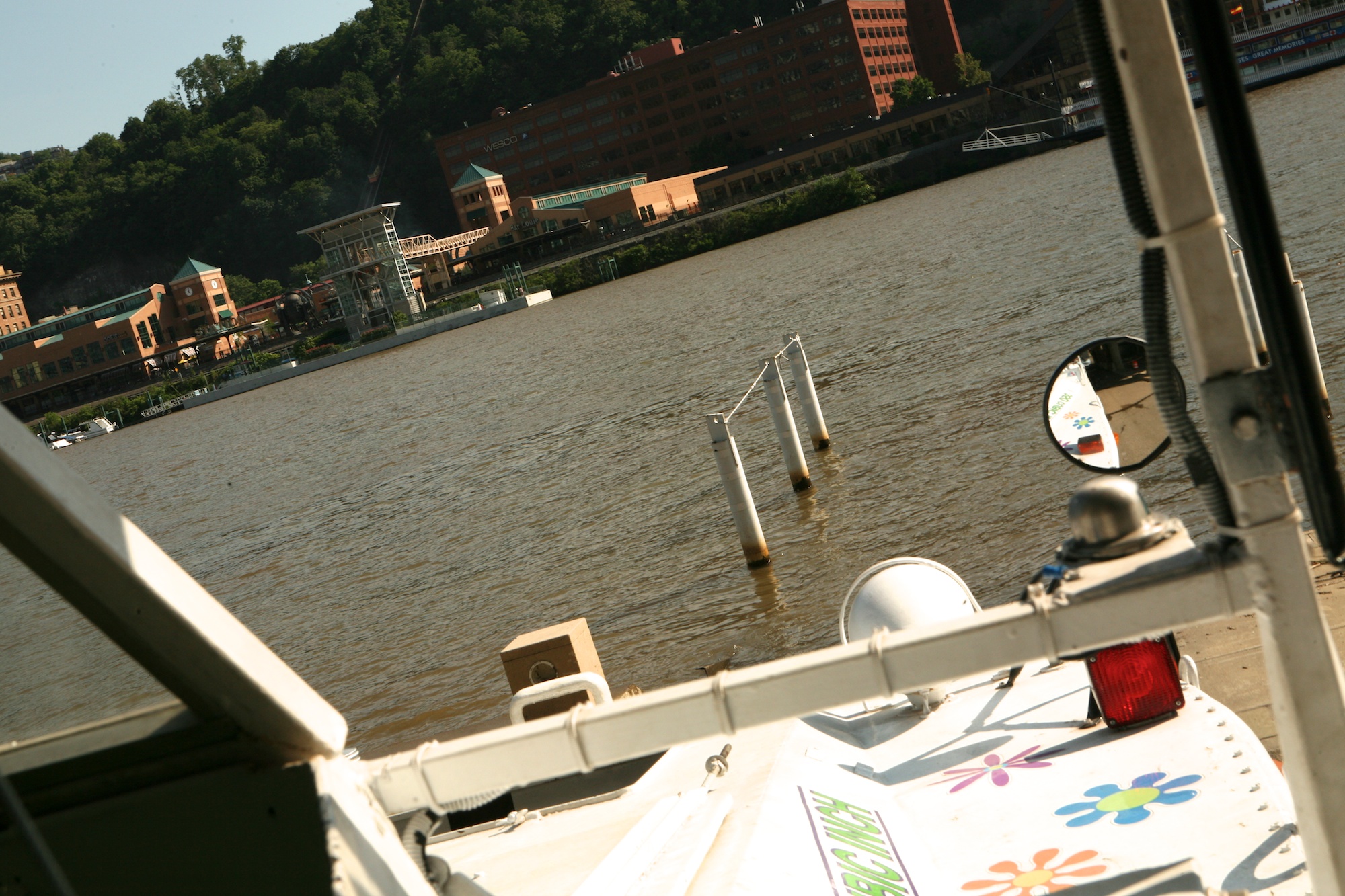 Entering the Mon River