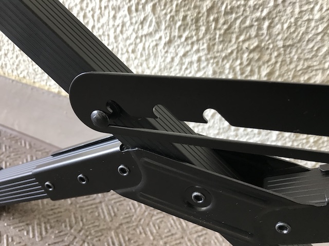 クーラーボックススタンドはかっこいい黒のONWAYがおすすめ！
