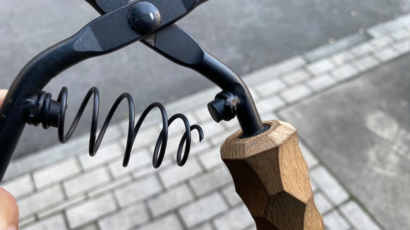 VENTLAXのTAKIBI TONGSがバネ付きでおすすめ！かっこいい＆使いやすい