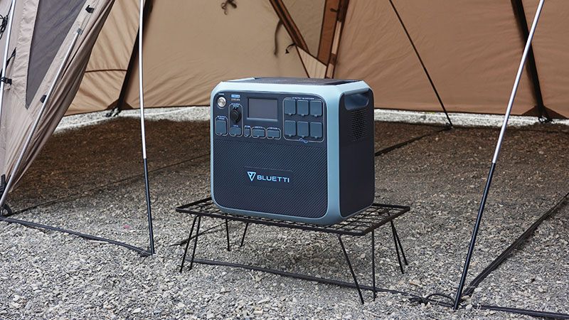 超大容量ポータブル電源「BLUETTI AC200P」キャンプ・災害時の強い味方！
