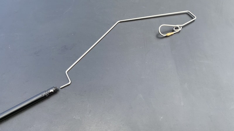 SHU WORKSのULランタンスタンド「ULTRA LIGHT PORTABLE CAMPING LIGHT