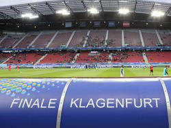 It reached the austrian top flight in 1953, and finished 9th of 14 clubs in its first season there, avoiding relegation by five points. WÃ¶rthersee Stadion, Klagenfurt (Ãsterreich) - Bilder