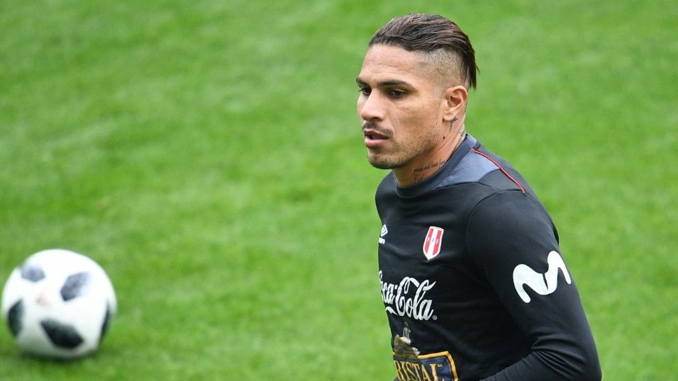 Born 1 january 1984) is a peruvian professional footballer who plays as a striker for brazilian club internacional and the peru national team.he is an international with the peru national football team since 2004, of which he is captain and top scorer in history. Serie A News Nach Dopingsperre Paolo Guerrero Feiert Traum Comeback