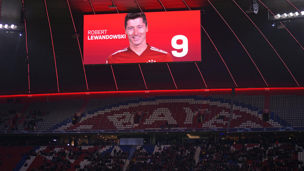 Ac mailands junior messias jubelt über seinen ersten treffer in der champions league. Bundesliga News Medien Lewandowski Gehalt Deutlich Erhoht