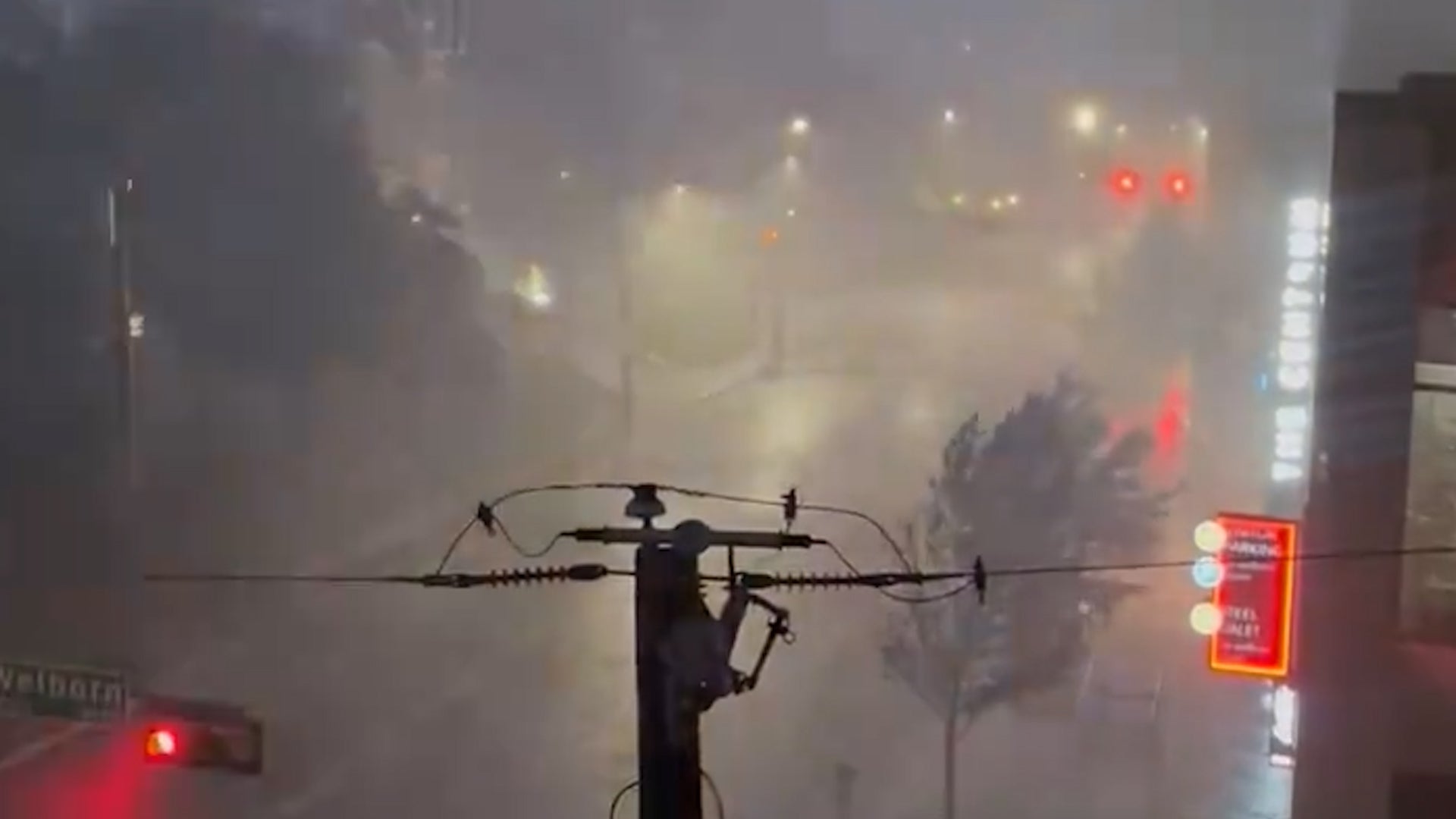 Texas Severe Weather Alert 80 Mph Winds Tornado Threat In Dfw Area - High Quality Light Pattern - 8K