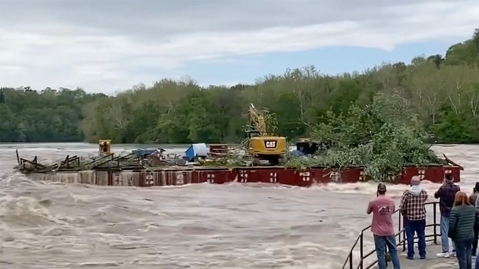 Large Barge Flies Down Flooded Potomac River Videos From The Weather