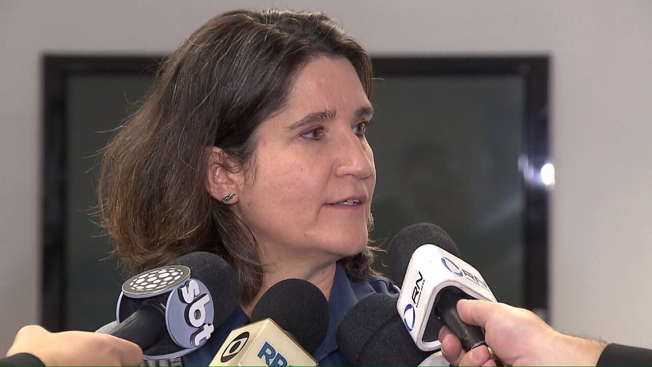 Superintendente de Vigilância e Saúde de Curitiba alerta que o problema não é a vacina Superintendente de Vigilância e Saúde de Curitiba alerta que o problema não é a vacina