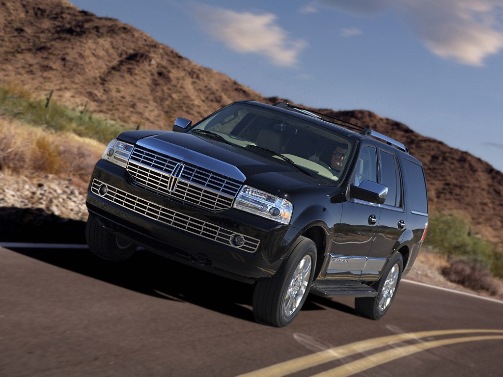 Lincoln navigator specs & photos