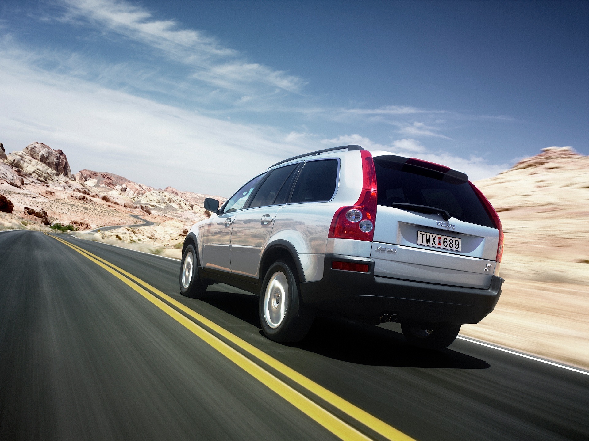 Volvo xc90 specs
