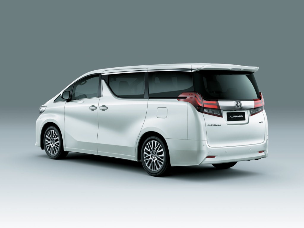 2020 Lexus Lm Looks Extremely Similar To The Toyota Alphard