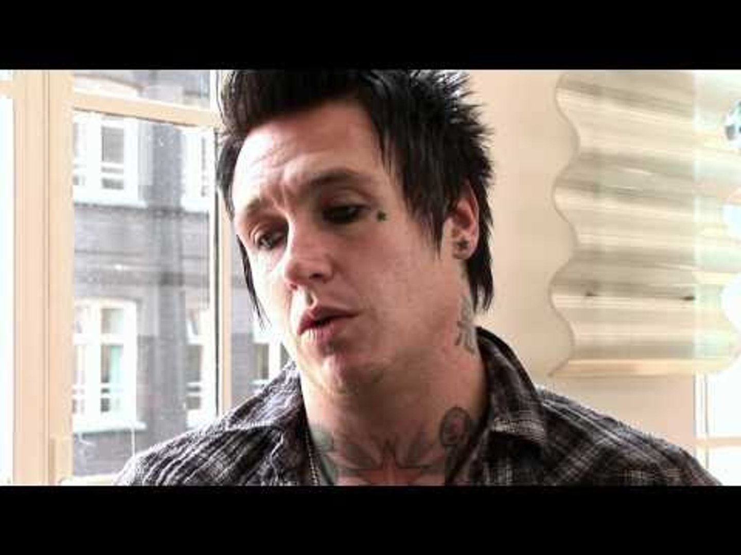 Interview Papa Roach - Jacoby Shaddix (Part 1) - Video Dailymotion 1080_x_1440_jpg