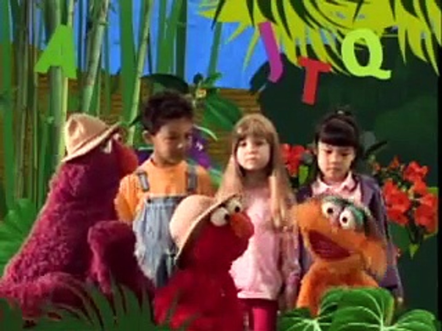 Elmo, zoe and telly are exploring the alphabet jungle, where letters grow on trees. Sesame Street The Alphabet Jungle Game 1998 Video Dailymotion