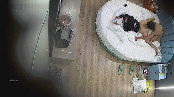 情趣酒店扇貝靠背床房拍攝到的猥瑣小哥與女友開房愛愛 互舔互插愛撫爽的欲仙欲死 露臉高清 - 截图3
