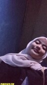 Koleksi 20 Vids Endah Abg 18Yo Hijab Sange Colok Memek