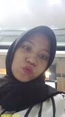 Koleksi Hijab Anisa Kolpri Abg 18Yo Manis Kacamata Colmek