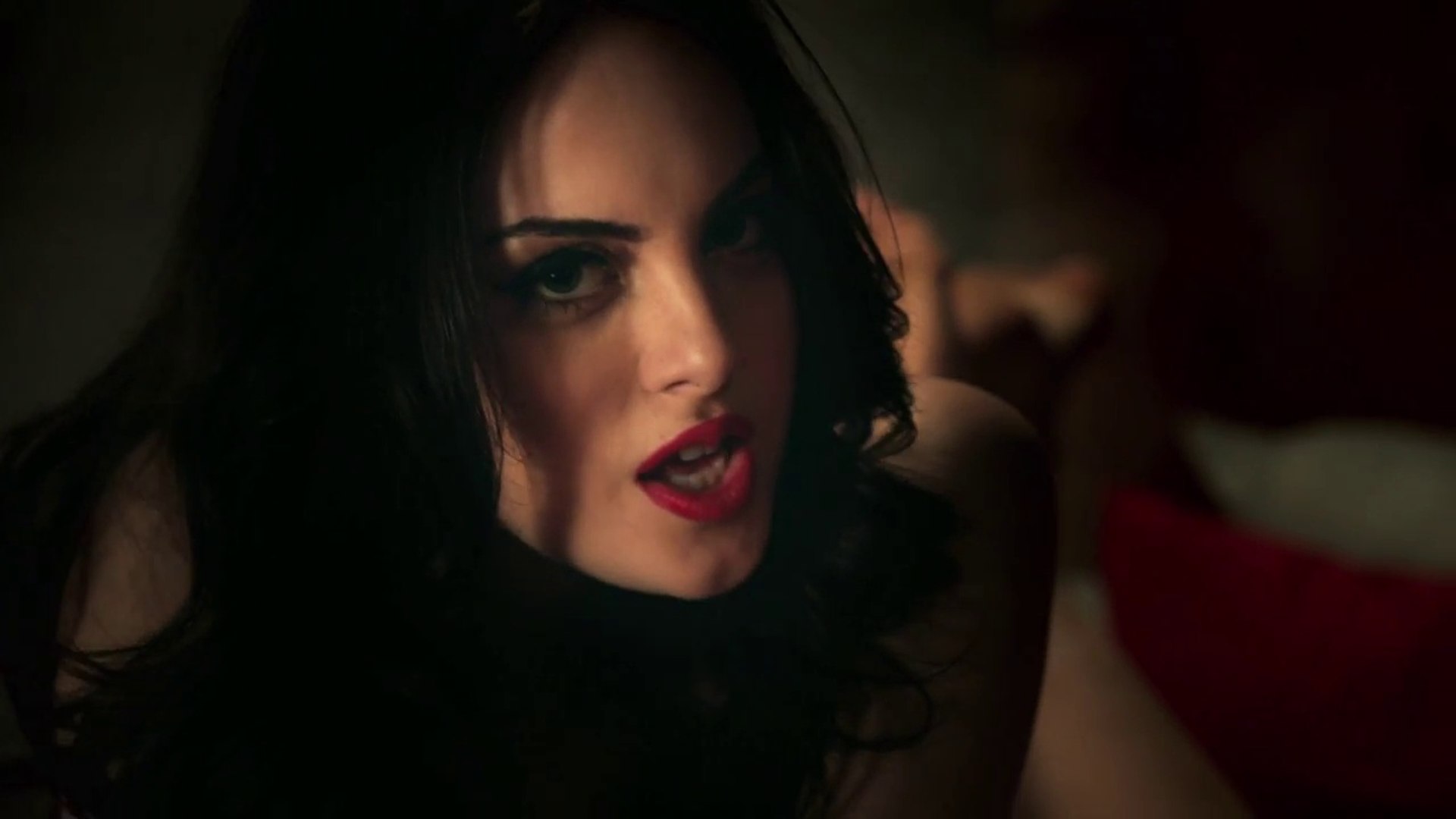 Bang Bang Full video-Elizabeth Gillies(SDRR) - video Dailymotion