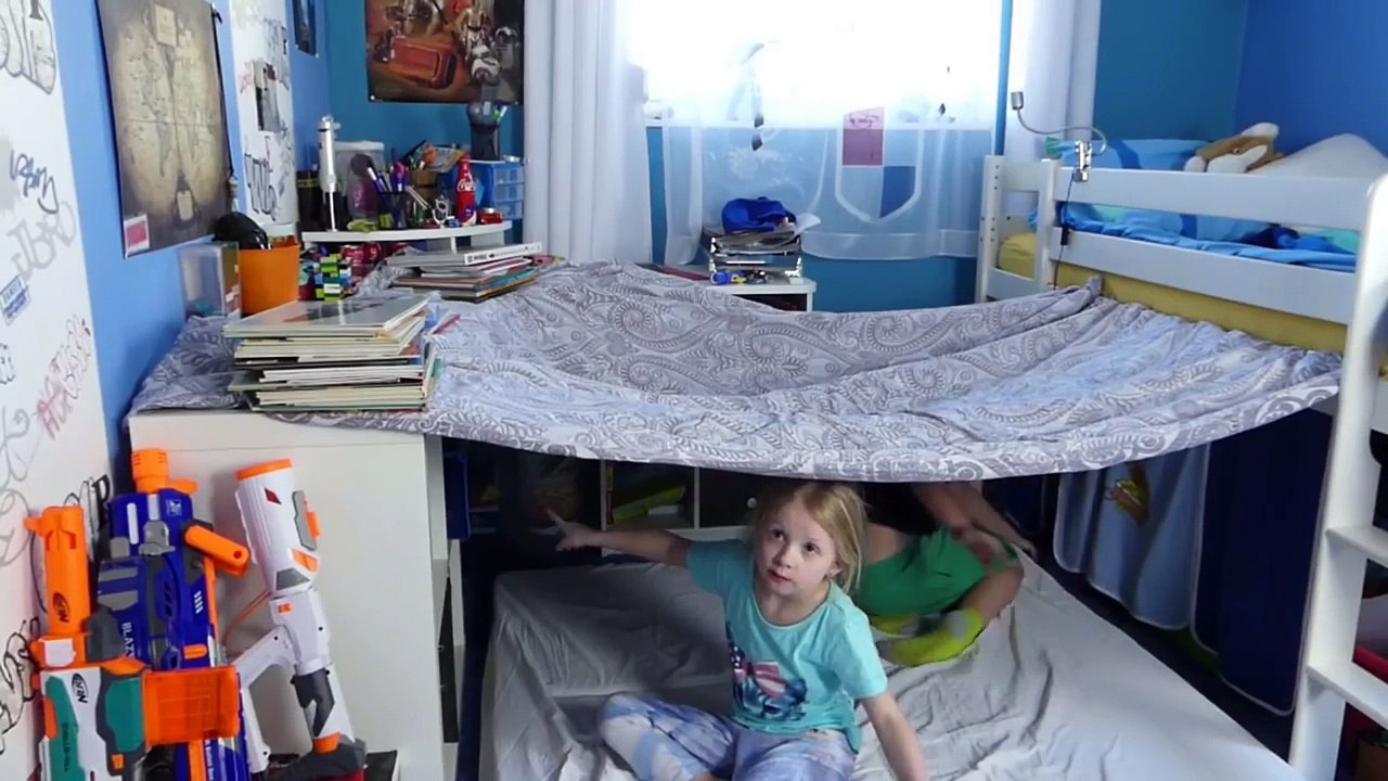Voici comment faire un chalet en palettes. Room Tour Ma Cabane Dans Ma Chambre Video Dailymotion