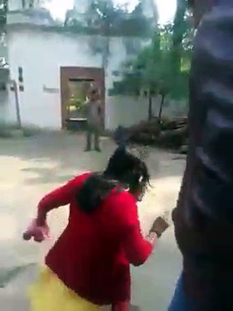 hindu couple caught in temple