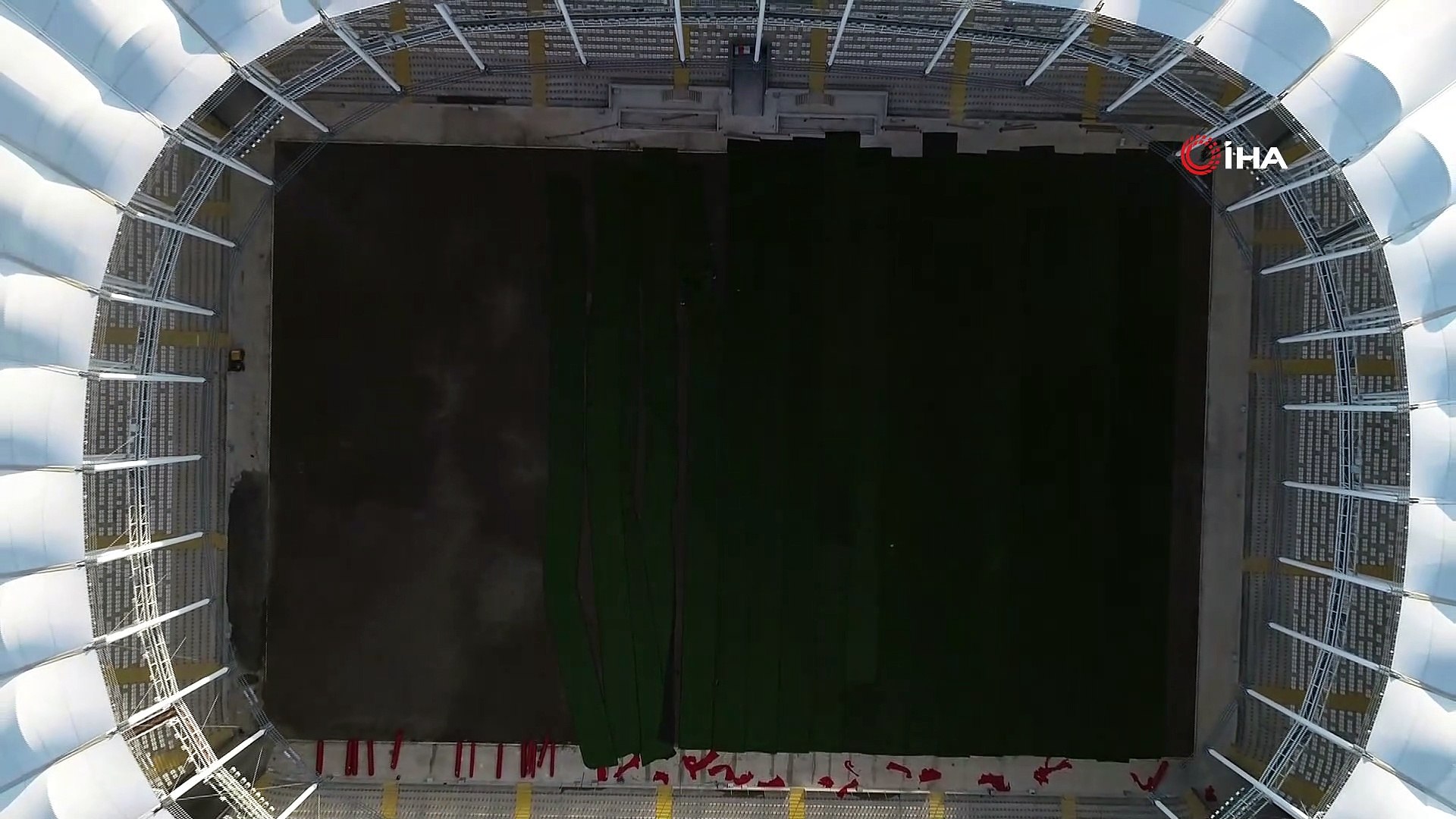 Yeni Adana Stadyumu Nun Hibrit Cim Serimi Tamamlandi Mavi Simsekler Adana Demirspor