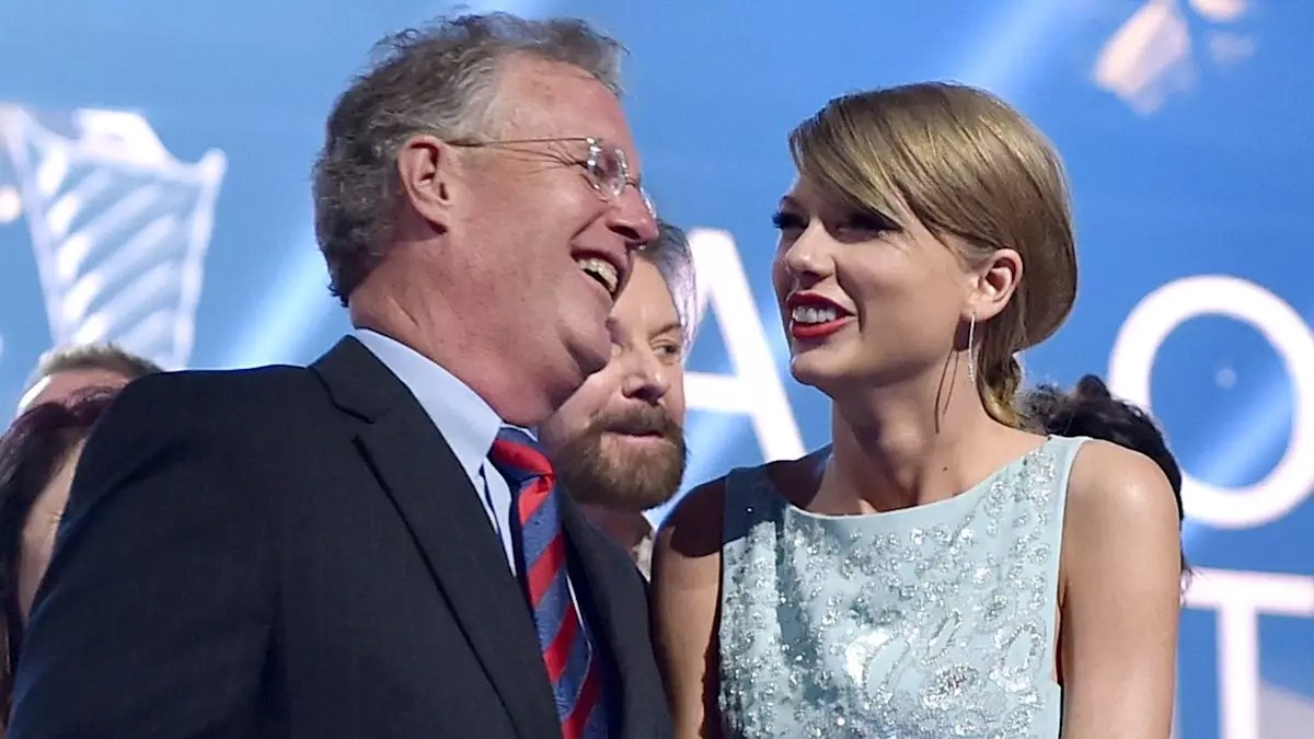 The Generous Gesture of Scott Swift at Taylor Swift’s Melbourne Concert