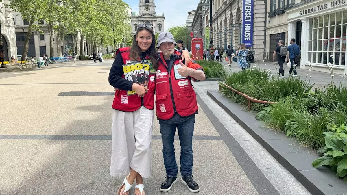 Lady Frederick Windsor Hits the Streets of London to Support the Big Issue