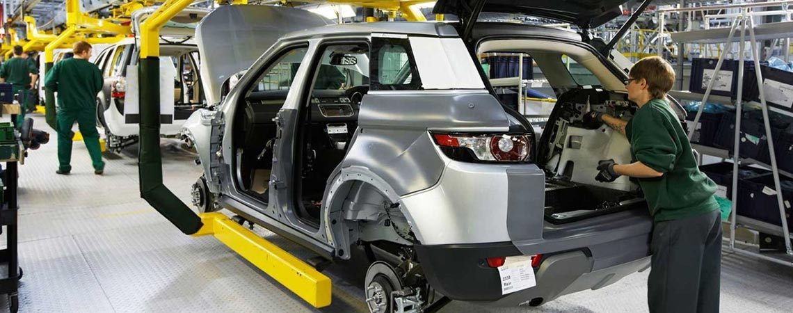 Nous sommes à même de travailler sur toutes les marques, et sur tous les modèles, et cela tout en maintenant la garantie constructeur grâce à l'utilisation de . Services Garage Lievin Mecanique Carrosserie Gravage