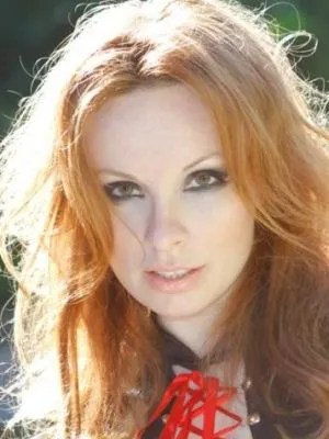 Actor, producer and screenwriter in hollywood, california. Vera Vanguard Make Up Artist Hair Stylist Hollywood