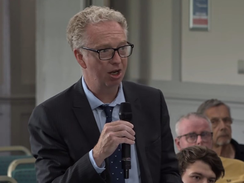MHK Defends Controversial Windfarm Comments | Isle of Man Debate (2026)