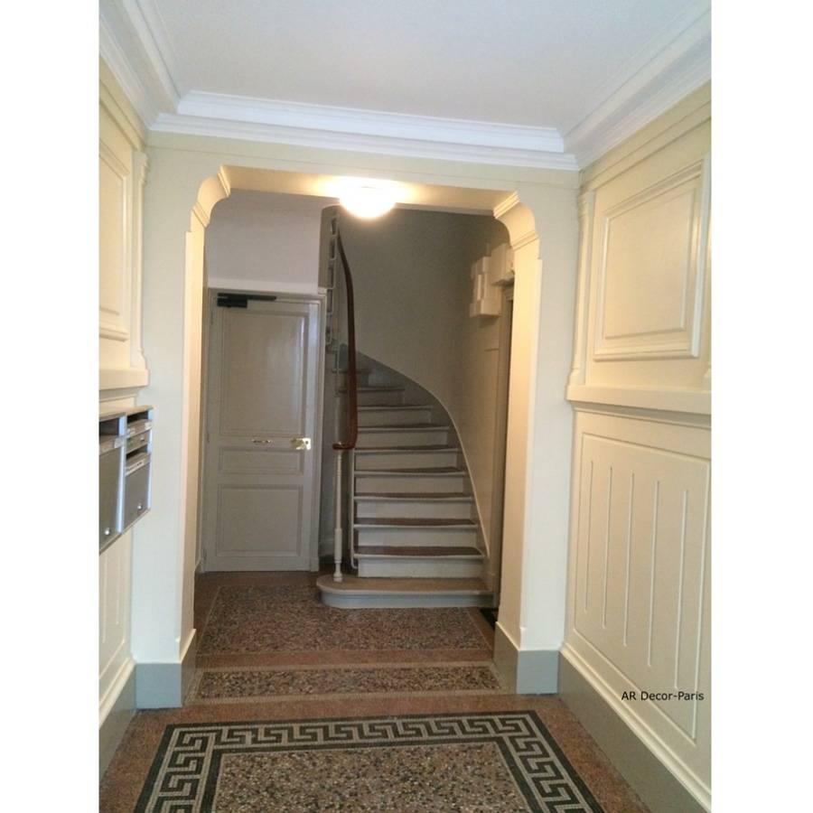 Si la première est liée à la peinture qui devra être refaite, la deuxième concernera . Peinture De Renovation D Une Cage D Escalier Un Projet