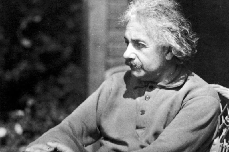 Einstein Thinkpenguin Com - Download Classic Gradient Background | 8K