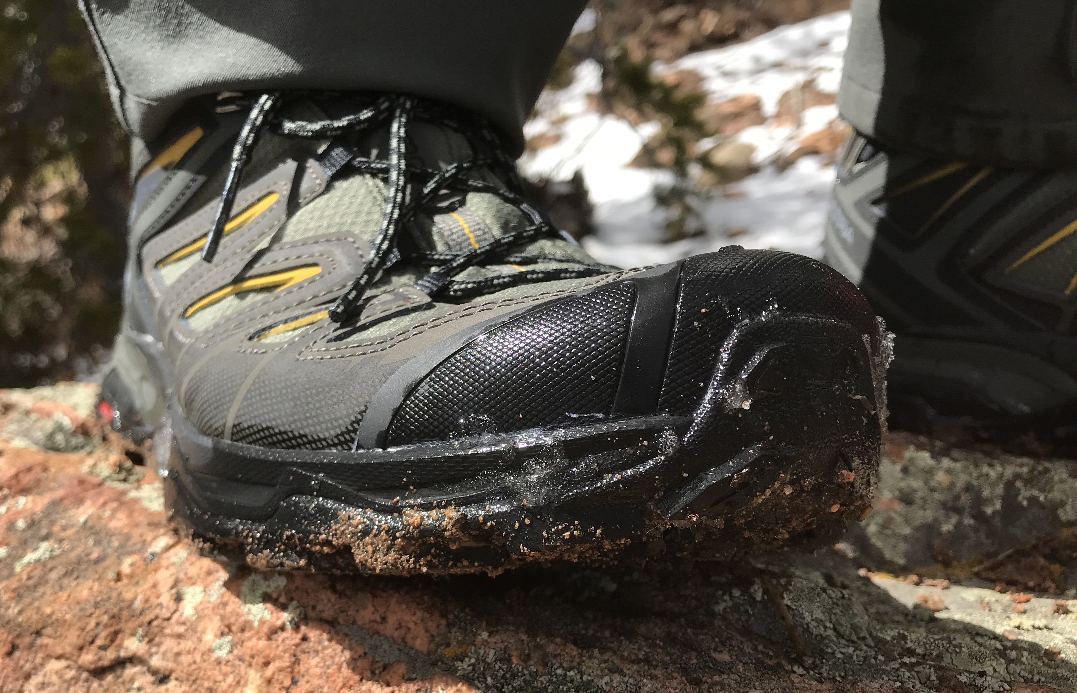 Awesome Hiking Boot: The Salomon X Ultra 3 Mid GTX | GearJunkie