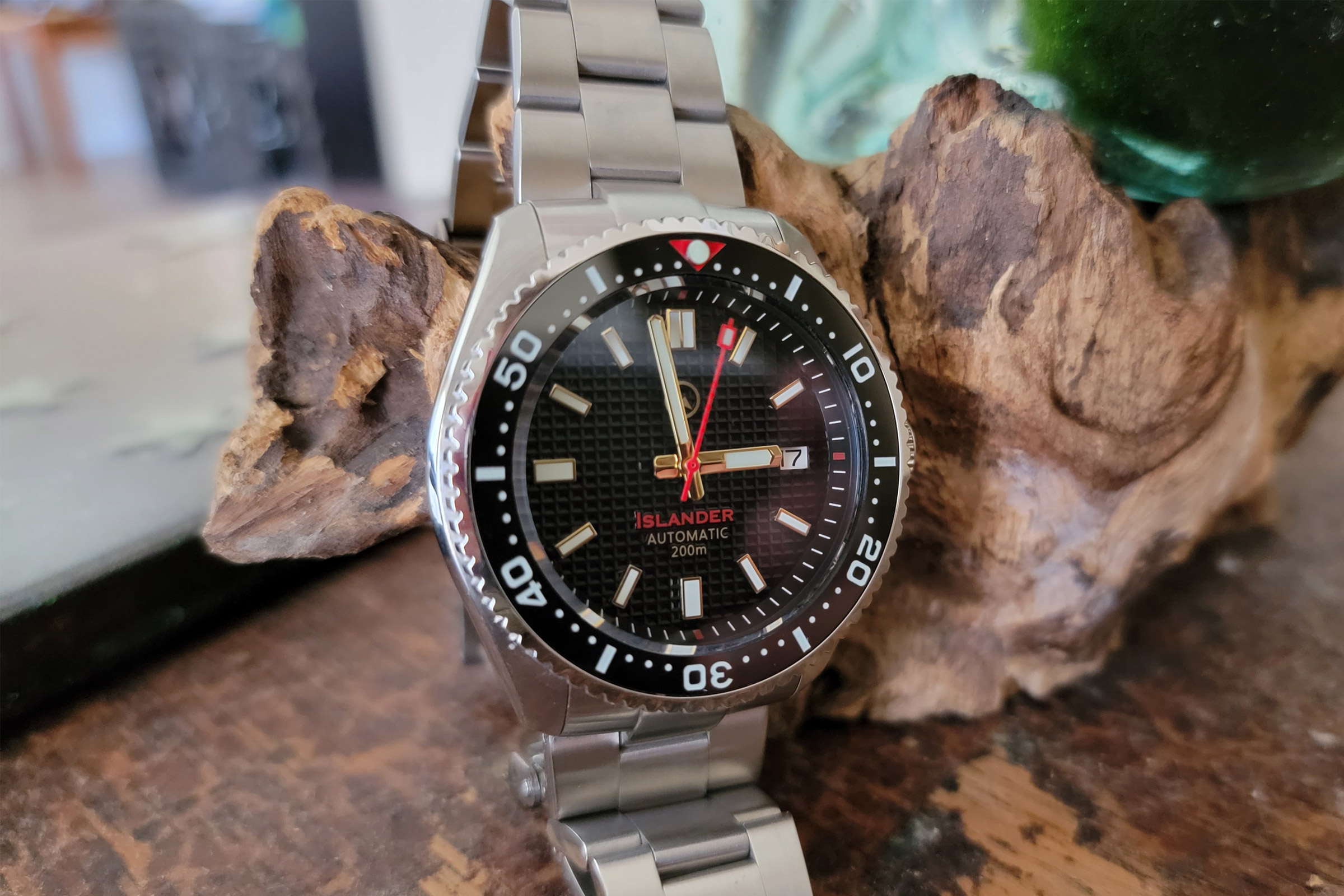 Treasure Islander: ISL-88 Dive Watch Is a Hidden Gem (Review