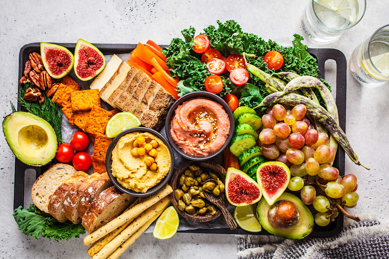 Mediterranean diet snack foods