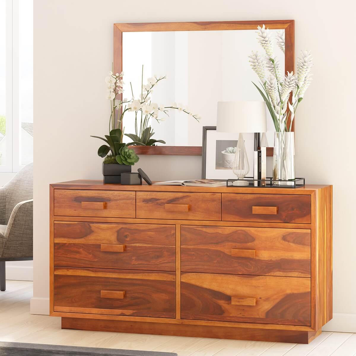 Brocton Rustic Solid Wood Modern Bedroom Dresser With 7 Drawers