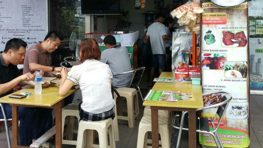 Bugis no.51, kebon bawang, tanjung priok, kota jakarta utara, daerah khusus ibukota jakarta. Deretan Tempat Makan 24 Jam Di Jakarta Siap Menemani Waktu Laparmu Artikel Spacestock