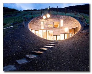 9 Houses You Won T Believe People Actually Live In Cracked