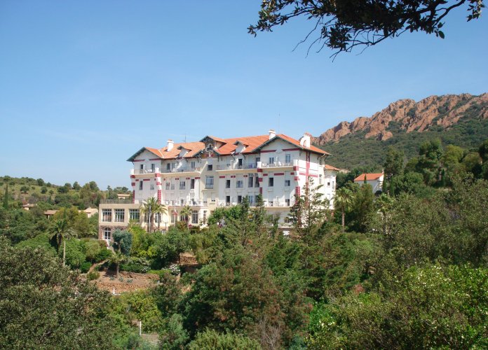 Hôtel club VVF Les Roches Rouges à Agay – Séjour à Saint-Raphaël
